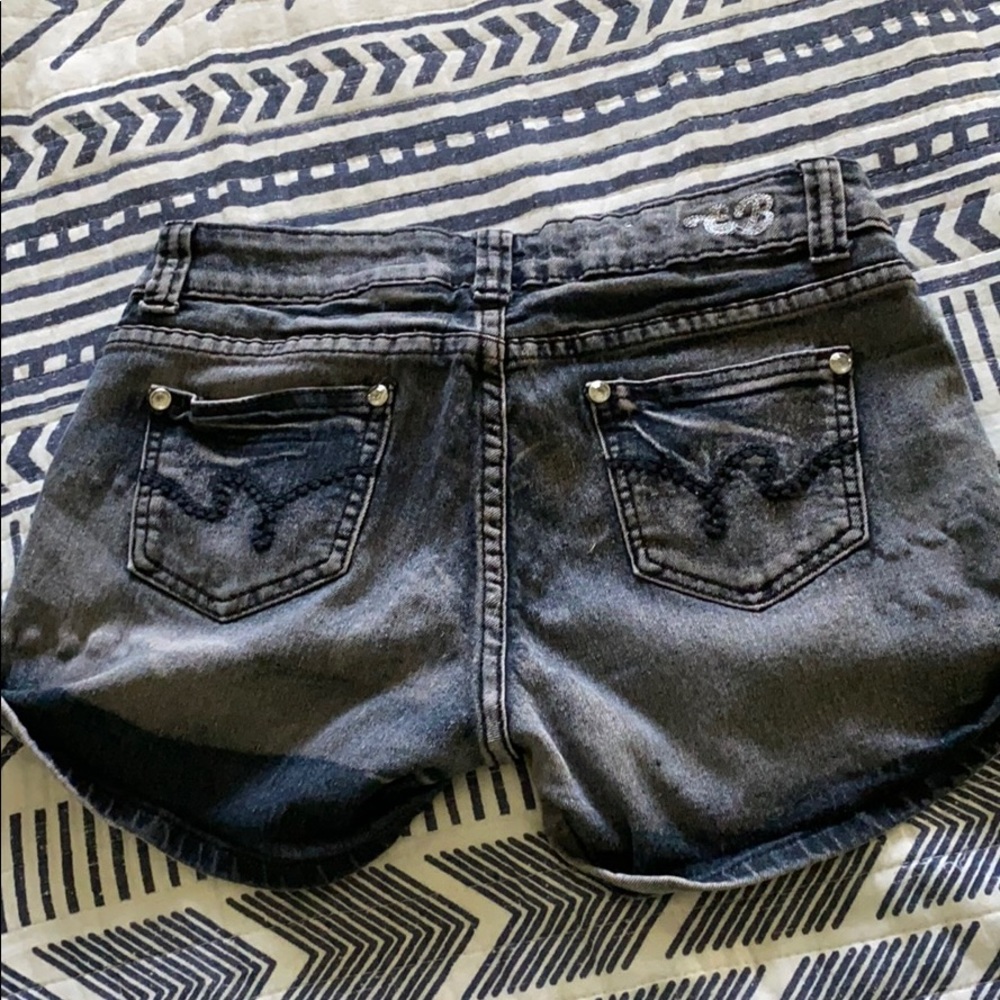 Shorts bundle!!💰 - Picture 7 of 12